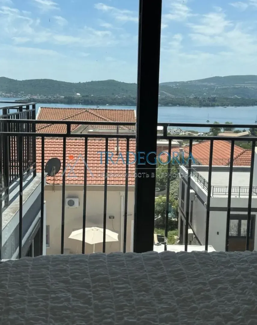 Prodaja, dvosoban stan, 70m², Tivat, Crna Gora