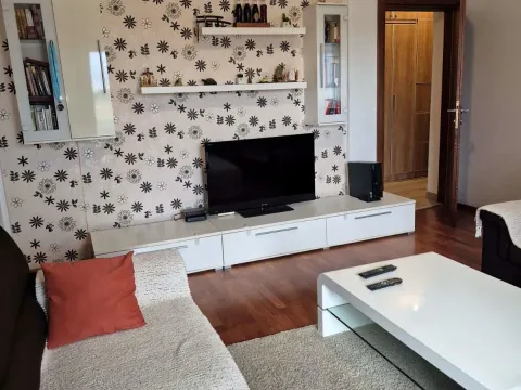 Sale, two bedroom apartment, 64m², Stari Aerodrom, Podgorica - image 3