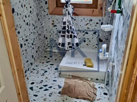 Prodaja, kuća, 47m², Kuči, Podgorica - image 15