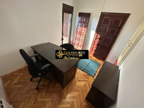 Prodaja, kuća, 380m², Gorica C, Podgorica - image 16