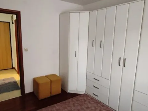 Izdavanje, jednosoban stan, 44m², Stari Aerodrom, Podgorica - image 9