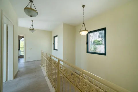 Prodaja, kuća, 240m², Tivat, Crna Gora - image 14