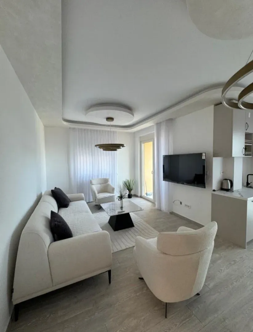 Prodaja, dvosoban stan, 74m², Bečići, Budva