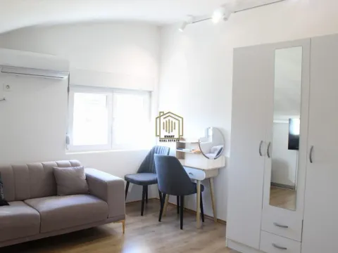 Rent, three bedroom apartment, 100m², Zabjelo, Podgorica - image 11