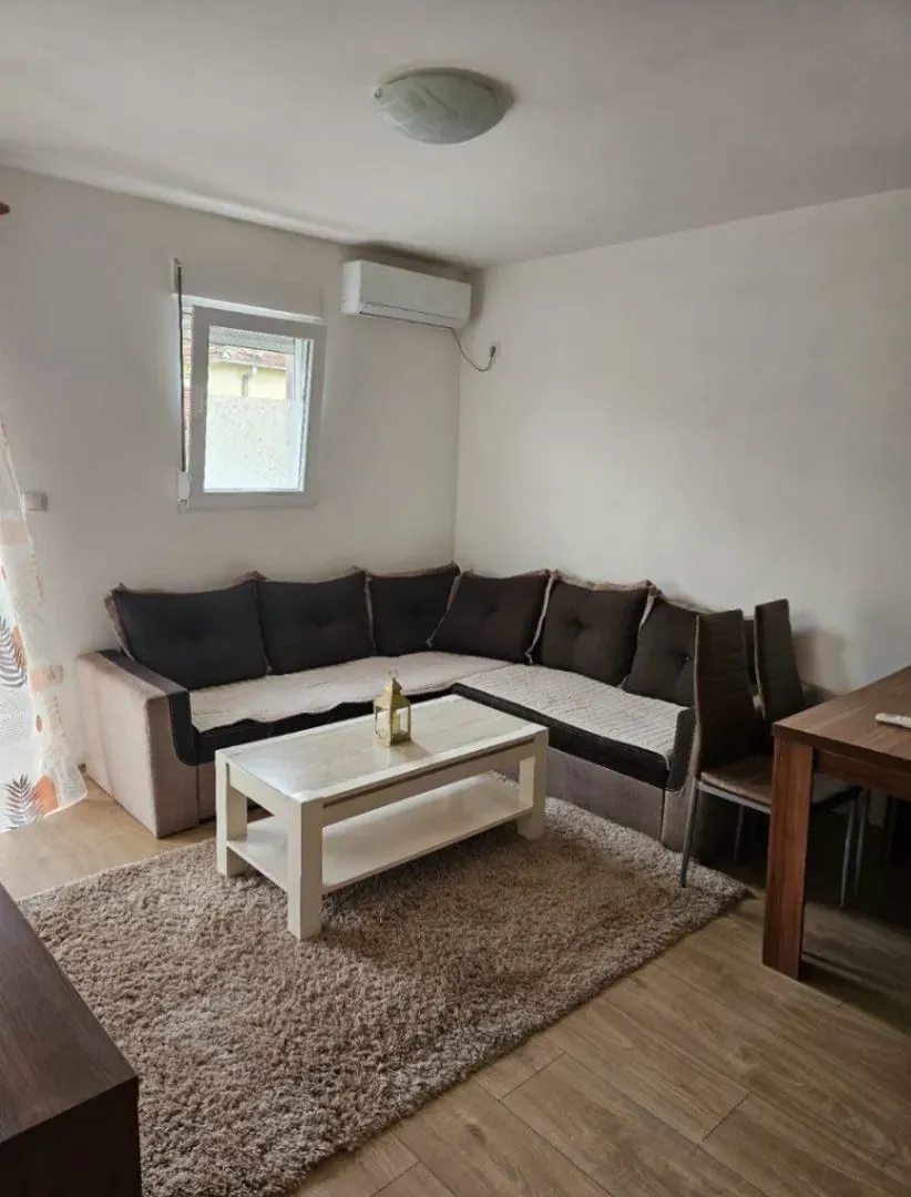 Rent, two bedroom apartment, 50m², Podgorica, Crna Gora