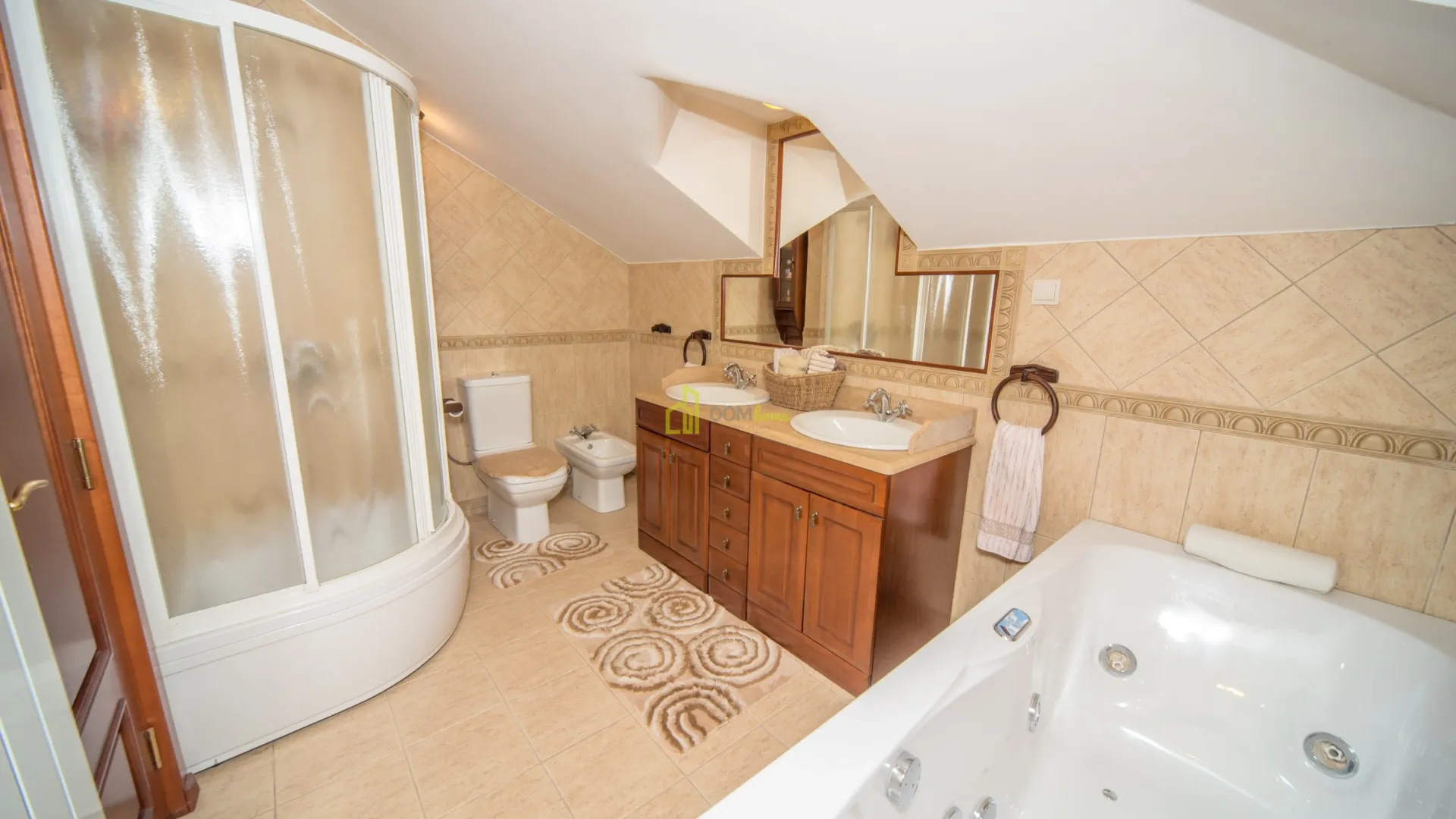 Sale, house, 168m², Cetinje, Crna Gora