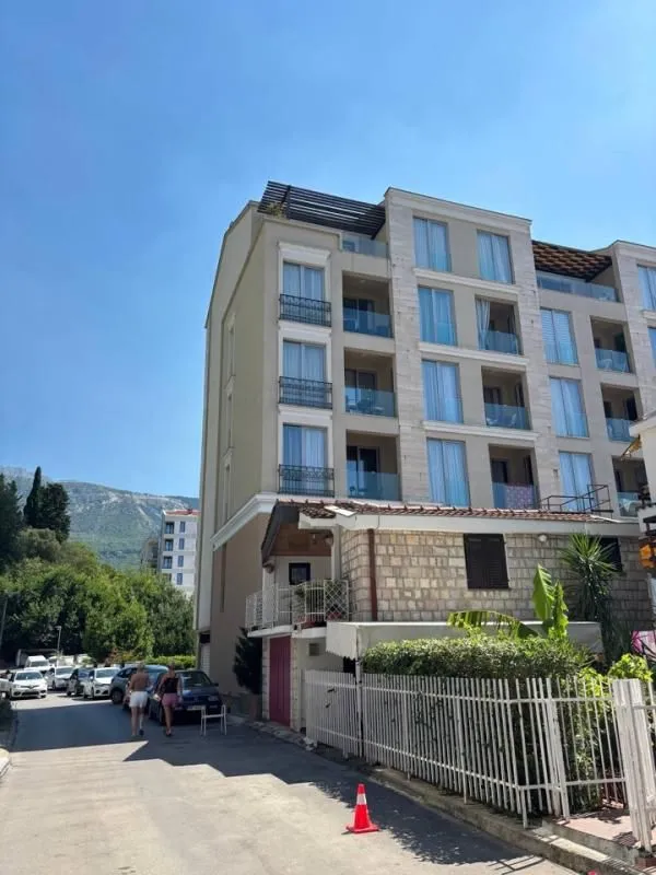 Sale, apartment, 44m², Bečići, Budva