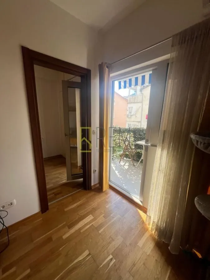 Sale, one bedroom apartment, 40m², Budva, Crna Gora