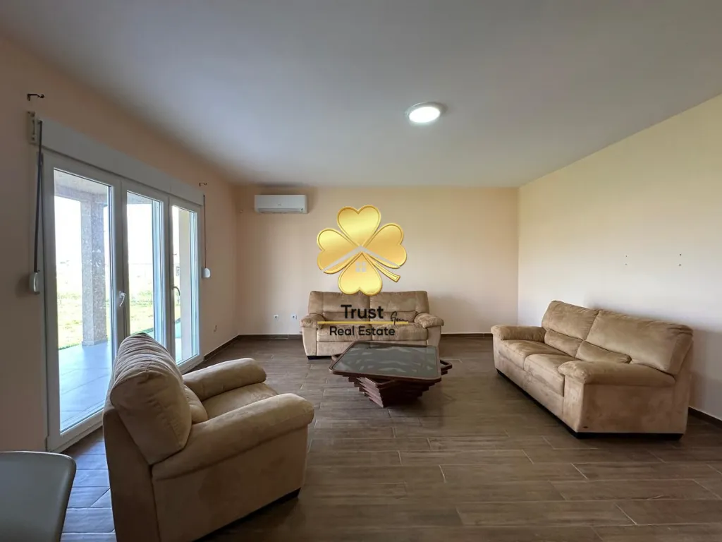 Rent, house, 150m², Donji Kokoti, Podgorica