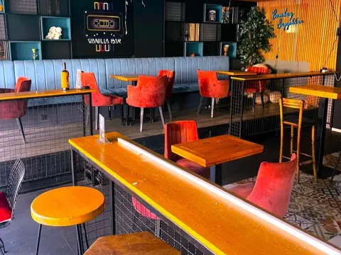 Sale, office space, 94m², City Kvart, Podgorica - image 8