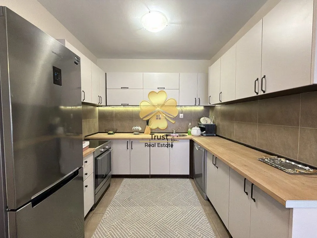 Izdavanje, kuća, 180m², Donja Gorica, Podgorica