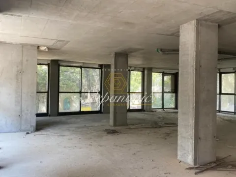 Sale, office space, 215m², Rotkvarija, Novi Sad Sve Podlokacije - image 2