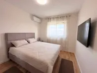 Izdavanje, dvosoban stan, 60m², Pobrežje, Podgorica - image 9