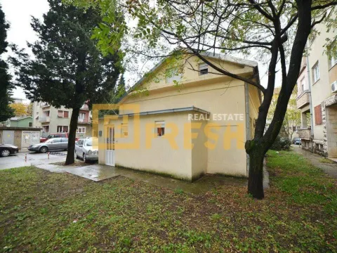Sale, house, 80m², Centar, Podgorica