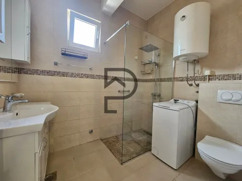 Izdavanje, kuća, 120m², Tološi, Podgorica - image 6