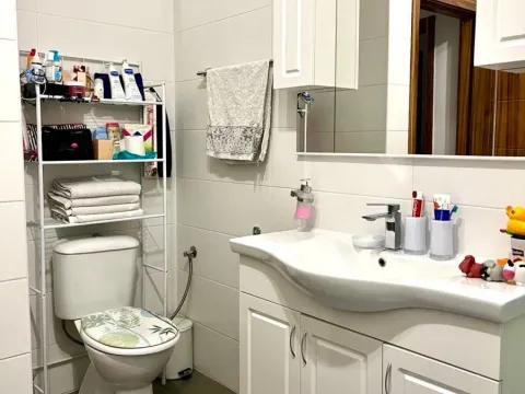 Izdavanje, dvosoban stan, 59m², Ljubović, Podgorica - image 23