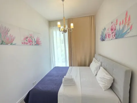 Sale, two bedroom apartment, 98m², Bečići, Budva - image 12