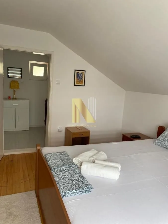 Prodaja, kuća, 150m², Rakovac, Novi Sad Sve Podlokacije
