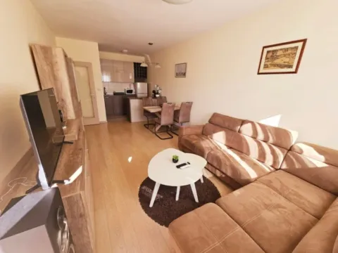 Izdavanje, jednosoban stan, 49m², City Kvart, Podgorica - image 11