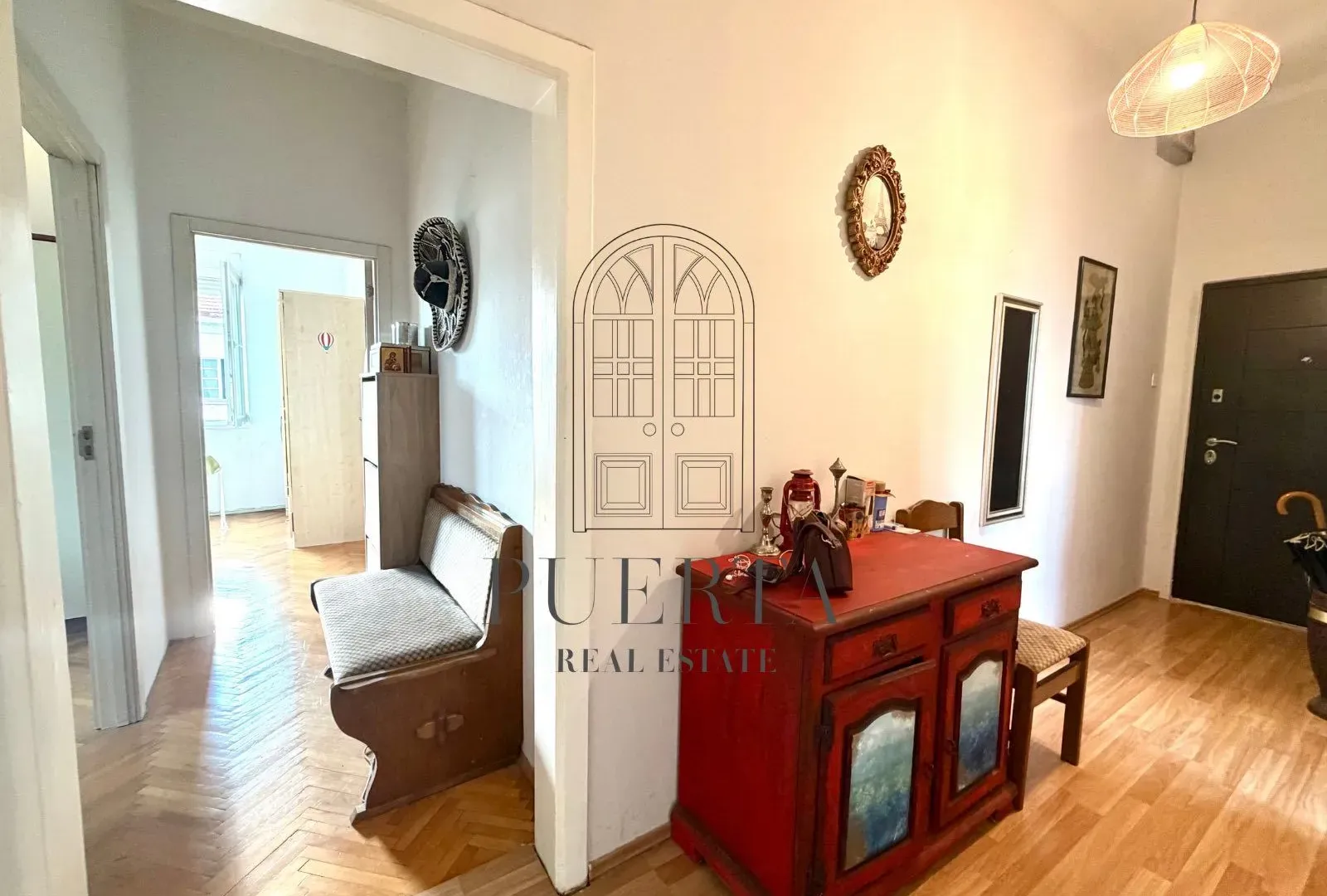 Prodaja, trosoban stan, 70m², Centar, Podgorica