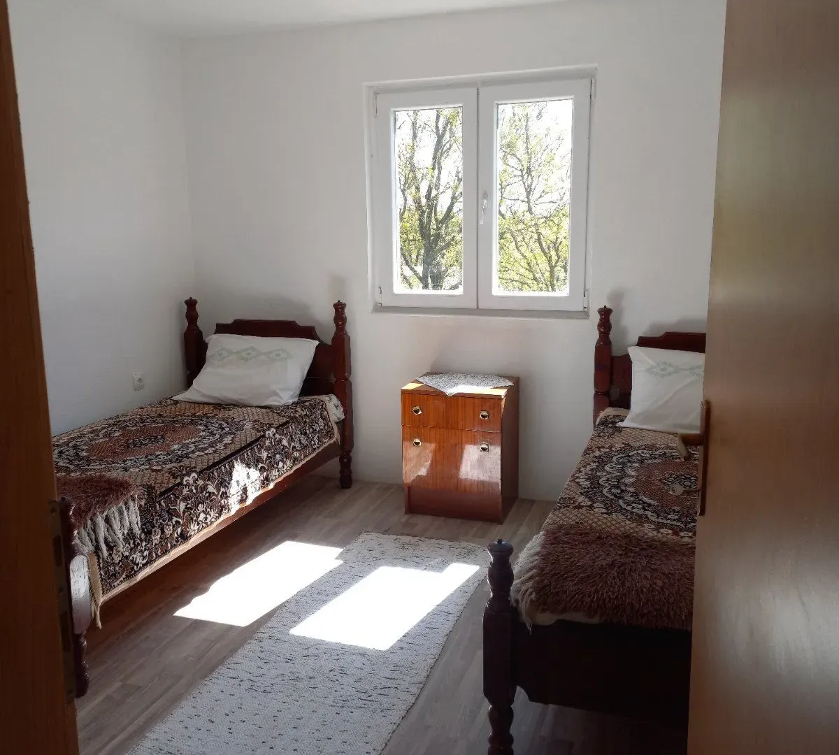 Rent, house, 60m², Kakaricka Gora, Podgorica