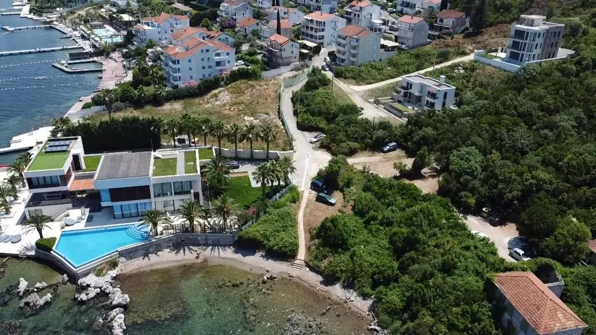 Prodaja, plac, 700m², Tivat, Crna Gora