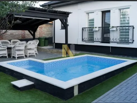 Kuća in Čerević