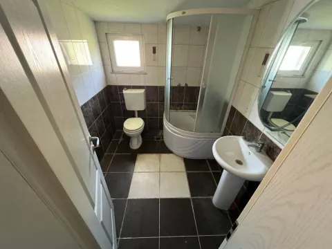 Prodaja, kuća, 170m², Murtovina, Podgorica - image 8