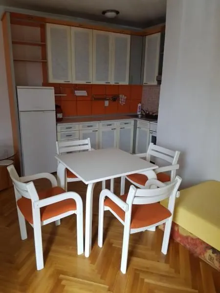 Prodaja, trosoban stan, 108m², Grbavica, Novi Sad Sve Podlokacije