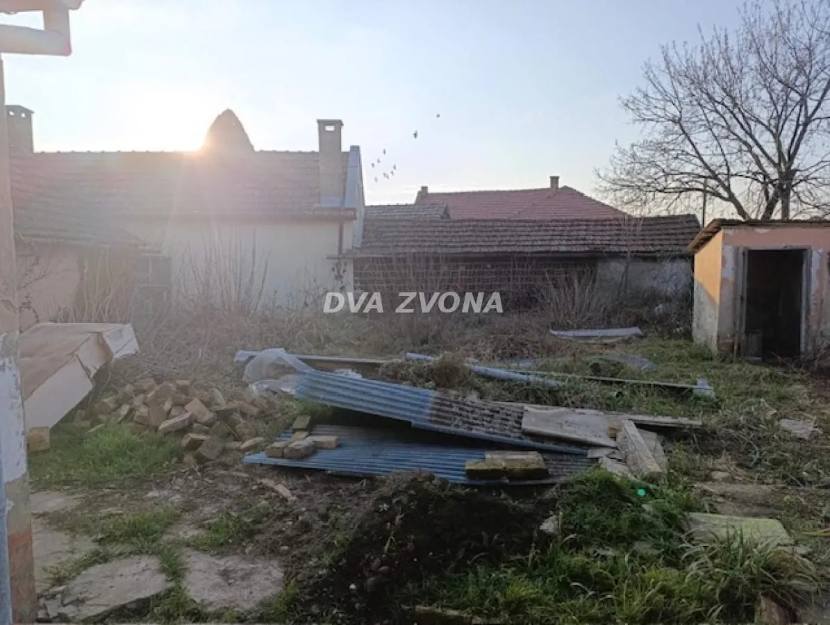 Prodaja, kuća, 108m², Novi Bečej, Zrenjanin