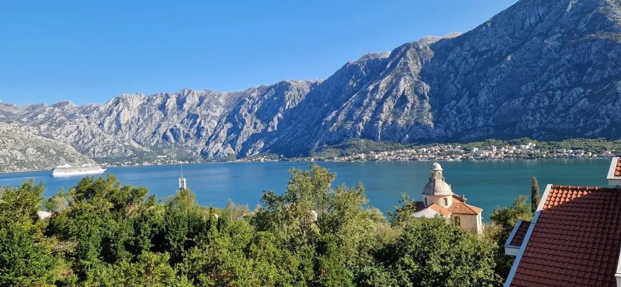 Prodaja, trosoban stan, 97m², Prčanj, Kotor