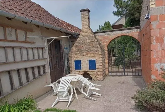 Prodaja, kuća, 200m², Novi Bečej, Zrenjanin