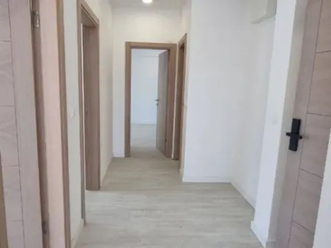Rent, office space, 105m², Centar, Budva - image 3