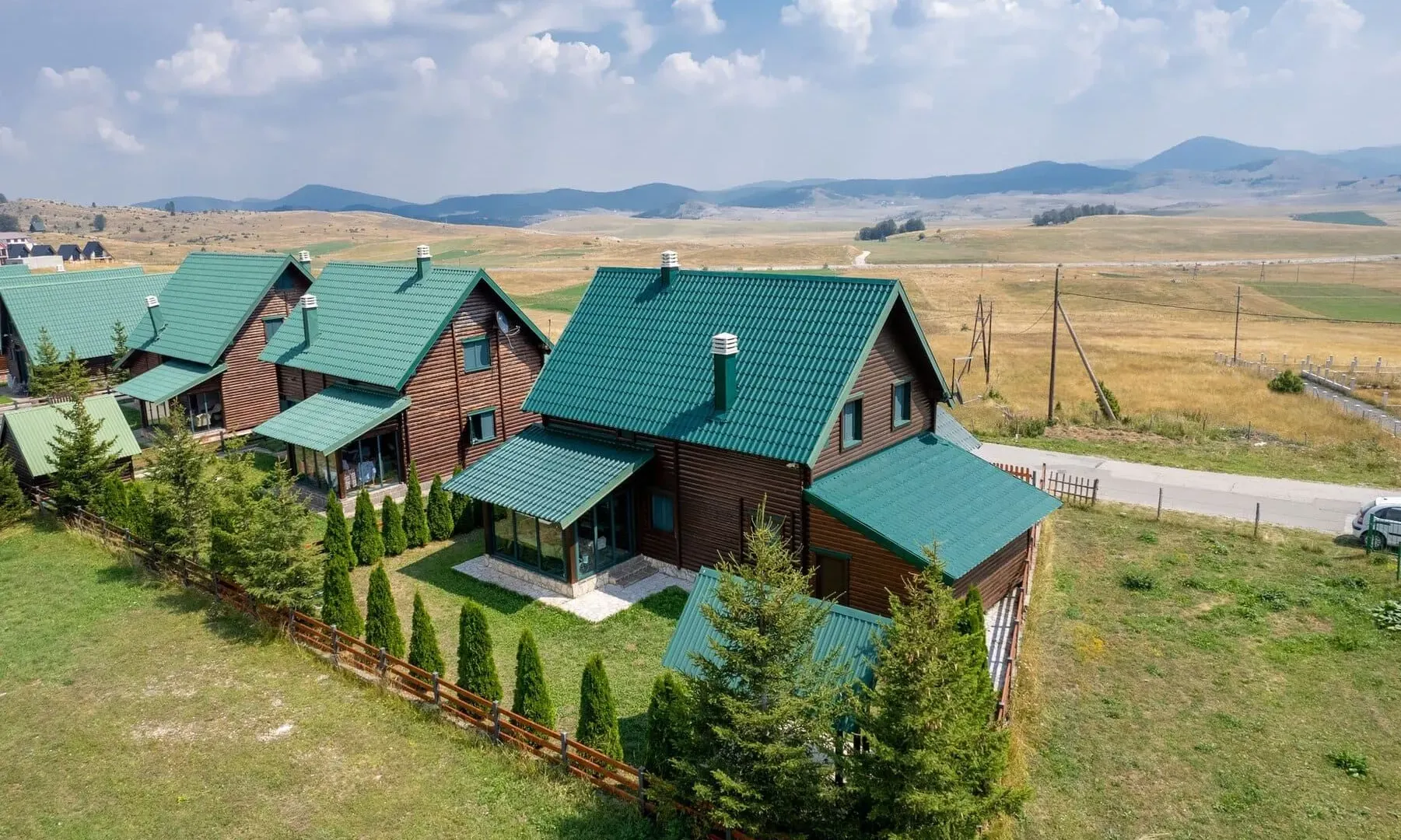 Prodaja, kuća, 200m², Motički gaj, Žabljak