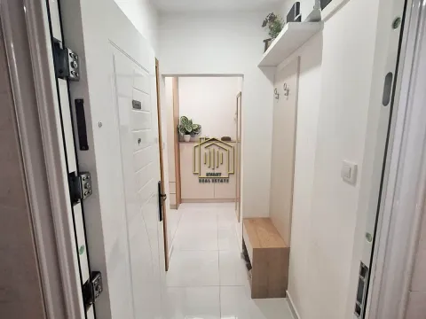 Sale, three bedroom apartment, 89m², Podgorica, Crna Gora - image 16