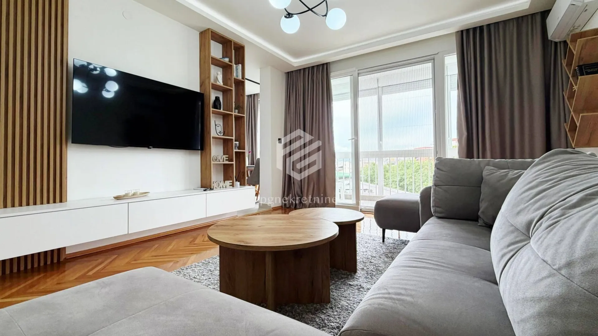 Rent, two bedroom apartment, 65m², Autobuska stanica, Podgorica