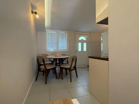 Izdavanje, garsonjera, 40m², Sveti Stefan, Budva - image 13
