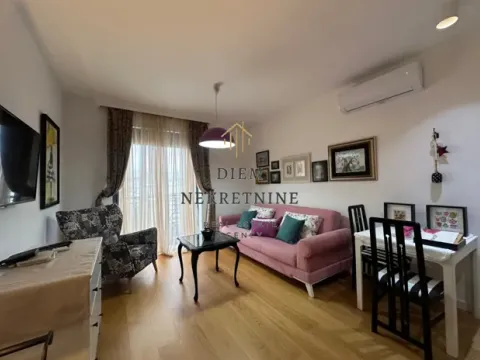 Izdavanje, jednosoban stan, 36m², Dalmatinska ulica, Podgorica - image 11