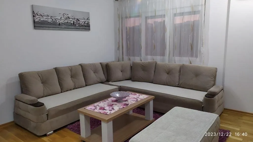 Izdavanje, dvosoban stan, 65m², Ljubović, Podgorica