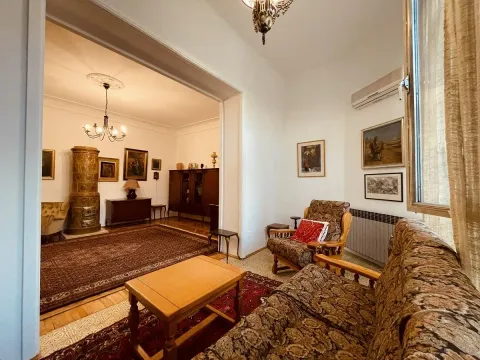 Rent, four bedroom apartment, 139m², Stari Grad, Beograd - image 2