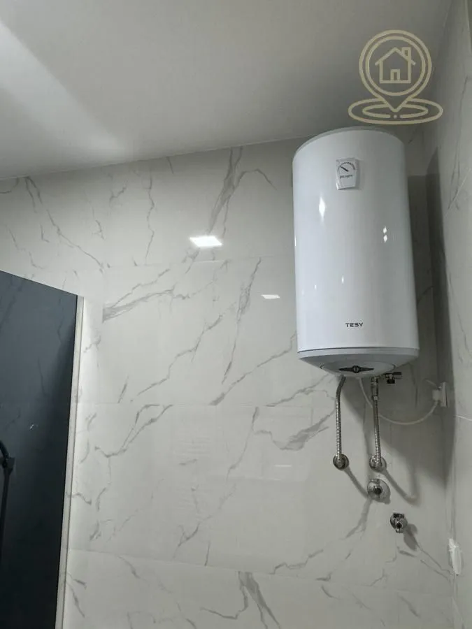 Izdavanje, četvorosoban stan, 100m², Medijana, Niš