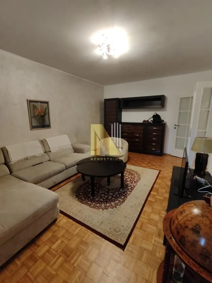 Izdavanje, trosoban stan, 73m², Kej, Novi Sad Sve Podlokacije