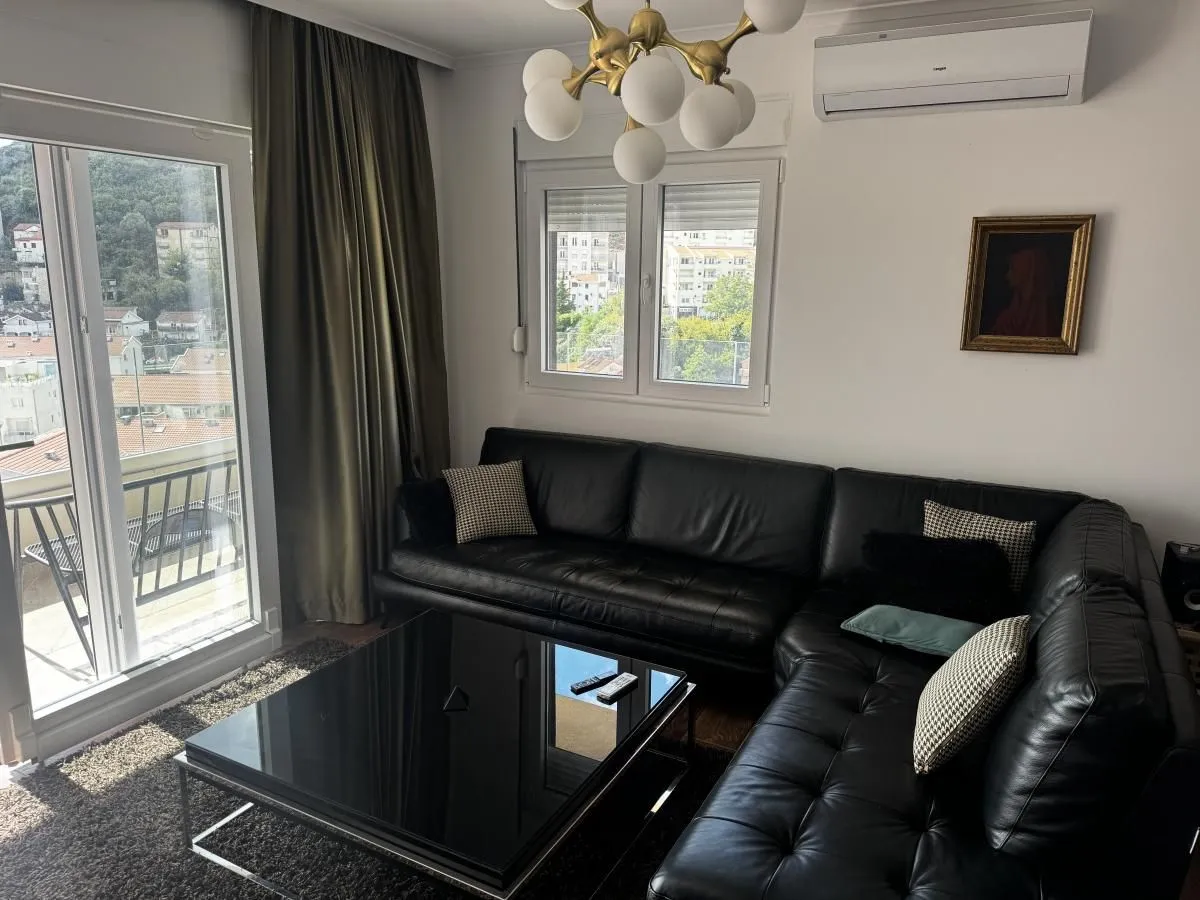 Prodaja, trosoban stan, 140m², Budva, Crna Gora