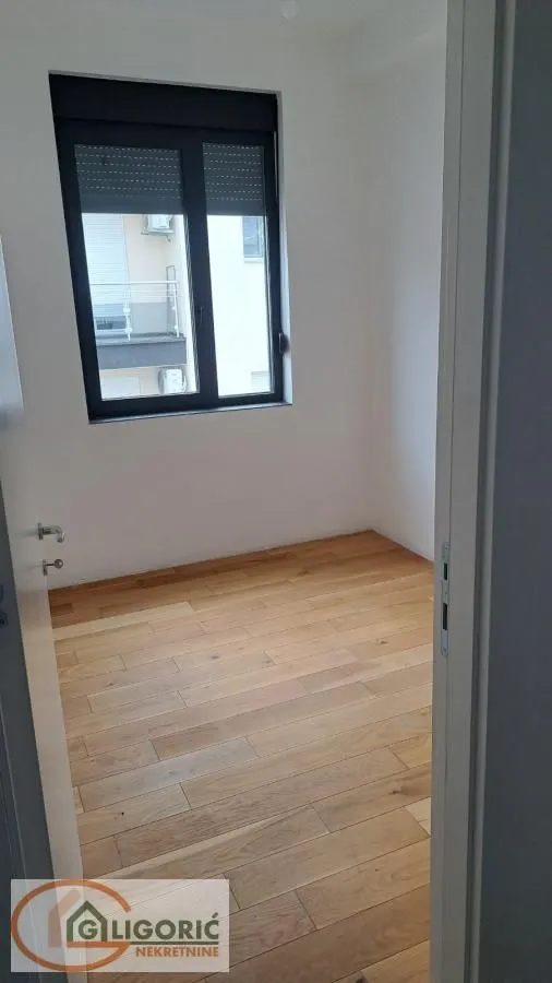 Prodaja, stan, 236m², Zemun Sve Podlokacije, Beograd