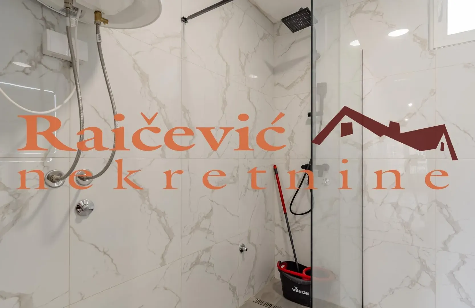 Prodaja, trosoban stan, 92m², Vračar Sve Podlokacije, Beograd