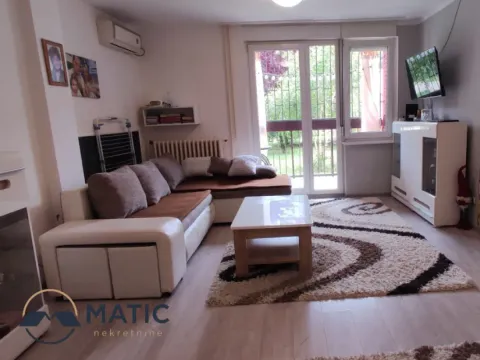 Prodaja, dvosoban stan, 56m², Novo naselje, Novi Sad