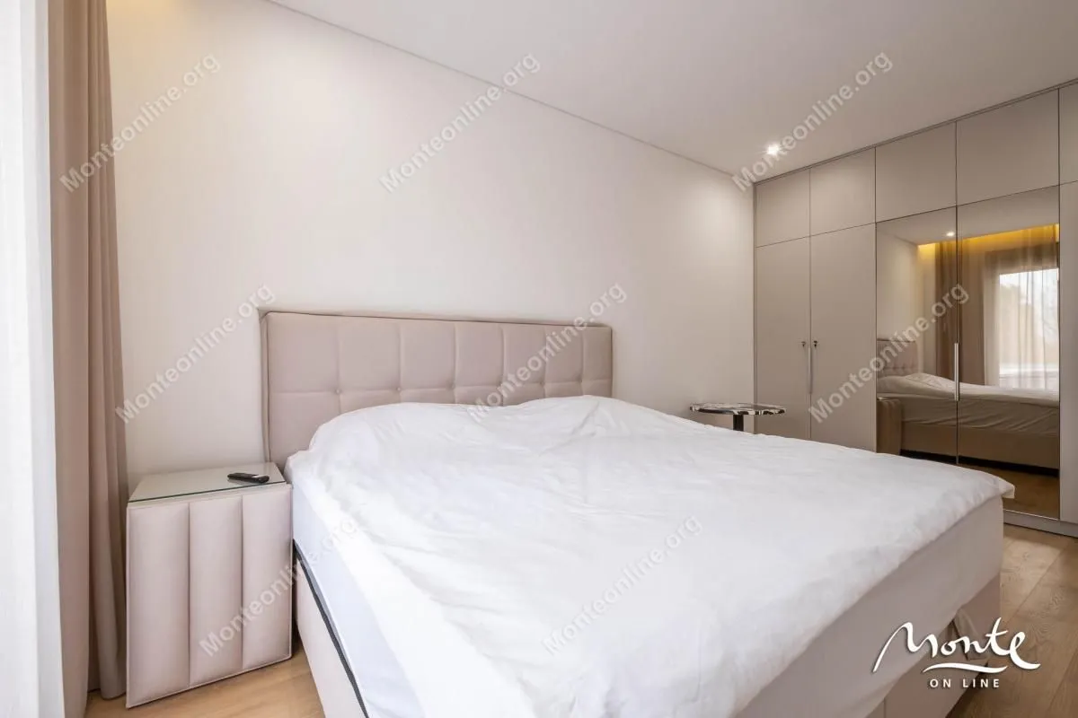 Prodaja, dvosoban stan, 90m², Tivat, Crna Gora
