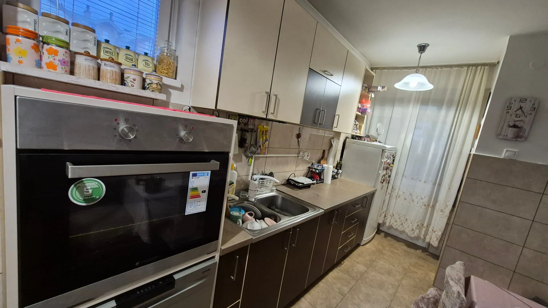 Prodaja, trosoban stan, 95m², Centar, Nikšić