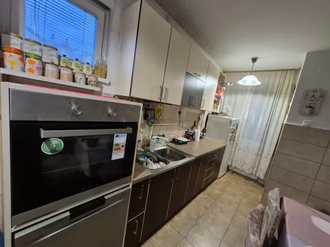 Prodaja, trosoban stan, 95m², Centar, Nikšić - image 10