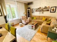 Izdavanje, jednosoban stan, 55m², Centar, Podgorica - image 1